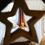 A La Belle Etoile De Paris A Honfleur *