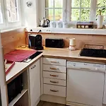 A La Belle Etoile De Paris A Honfleur Holiday home *