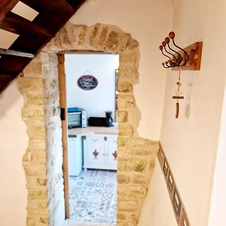 A La Belle Etoile De Paris A Honfleur Holiday home Cravent